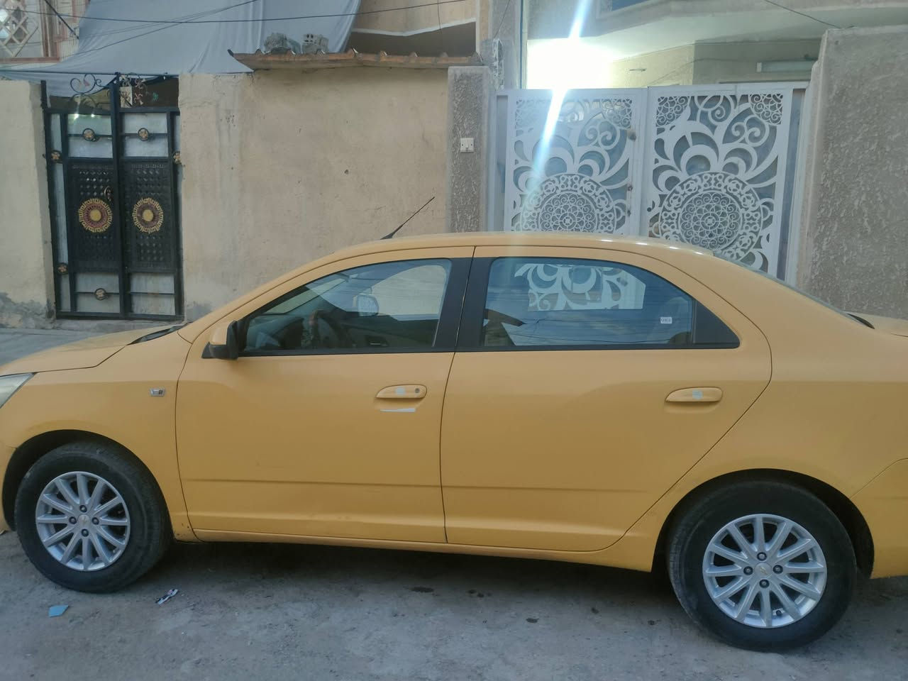 سيارة للبيع
سلام عليكم شوفر كوبلت الشركة العامة للسيارات 
موديل ٢٠١٨
 اللون اصفر تكسي 
رقم بغداد
مصفرة ( غرامات -هيئة)
تحويل ثاني يوم
للأستفسار 
***********
