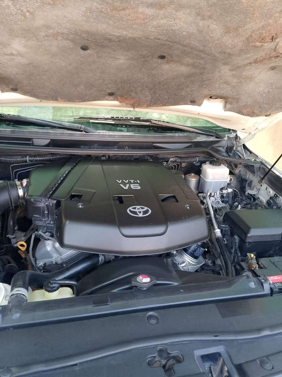 السلام عليكم
تيوتا لاندكروزر 
موديل 2008 محدث 2014 ( دعاميات فقط )
 V 6
مكفوله كفاله عامه 
رقم : اربيل
السعر : 275 $🔥
***********
‏‪0773 472 3922‬‏
