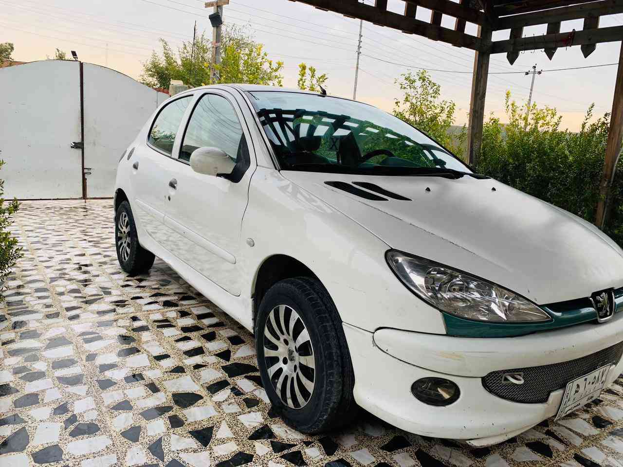 السلام عليكم بيجو فرنسي 206 موديل 2009محرك حاويه جديد كير عادي حداديه خلفيه جديده مبدله وحداديه اماميه 80 بل 100 اي نقص ما بيها سياره ناعمه و قتصاديه و سريعه بيه صبغ جاملغ خلفي رقم بغداد تحويل مباشر كهربائيات كله شغاله ما ملعوب بل ضفيره بلاديه 
السعر 45 مجال بسيط مكاني بغداد بوب الشام 
0️⃣7️⃣7️⃣0️⃣6️⃣9️⃣7️⃣3️⃣0️⃣4️⃣7️⃣


**إذا كنت صاحب هذا الإعلان وتريد حذفه لأي سبب، رجاءا أرسل رسالة إلى الدعم الفني**