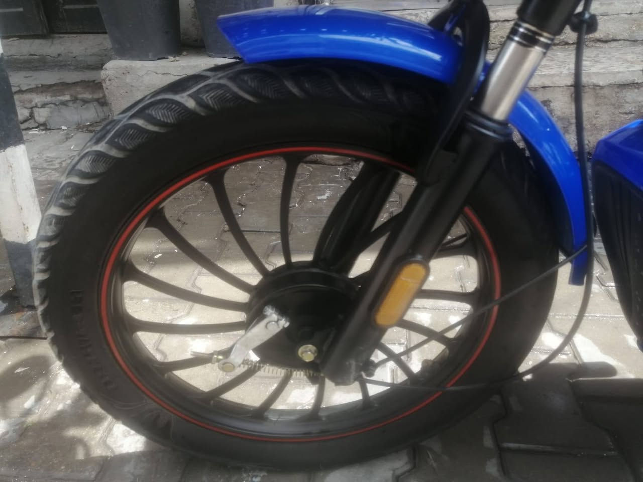 للبيع
دراجة شحن بحالة ممتازة استعمال قليل (أخت الجديدة)
قياس ٢٠
تاير عريض
بلو توث 
تشغيل بصمة أو مفتاح أو عن بعد
دبل اشارة
السعر 400000 دينار
العنوان / الأعظمية _ قرب المقبرة الملكية والجامعة العراقية
موبايل / ***********
***********
***********
