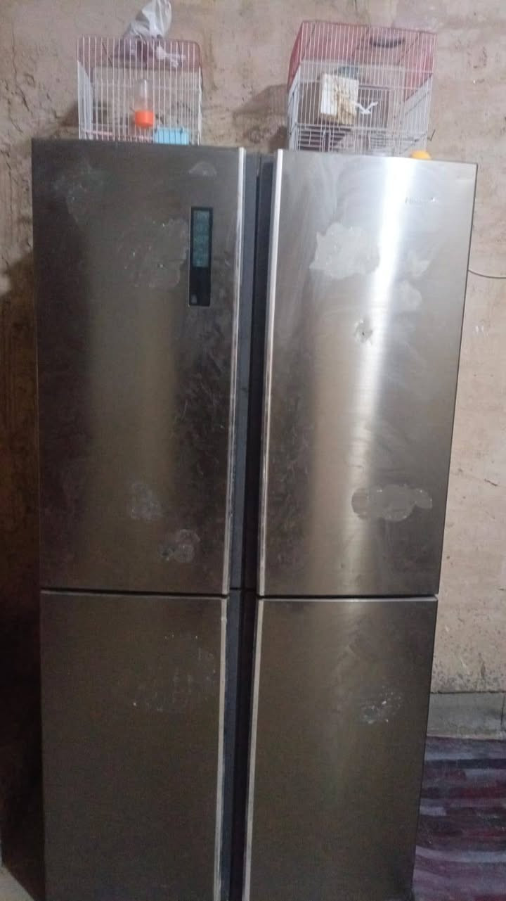 ثلاجه مجمده + ماطور شحن
للبيع او مراوس على طرطوره


**إذا كنت صاحب هذا الإعلان وتريد حذفه لأي سبب، رجاءا أرسل رسالة إلى الدعم الفني**
