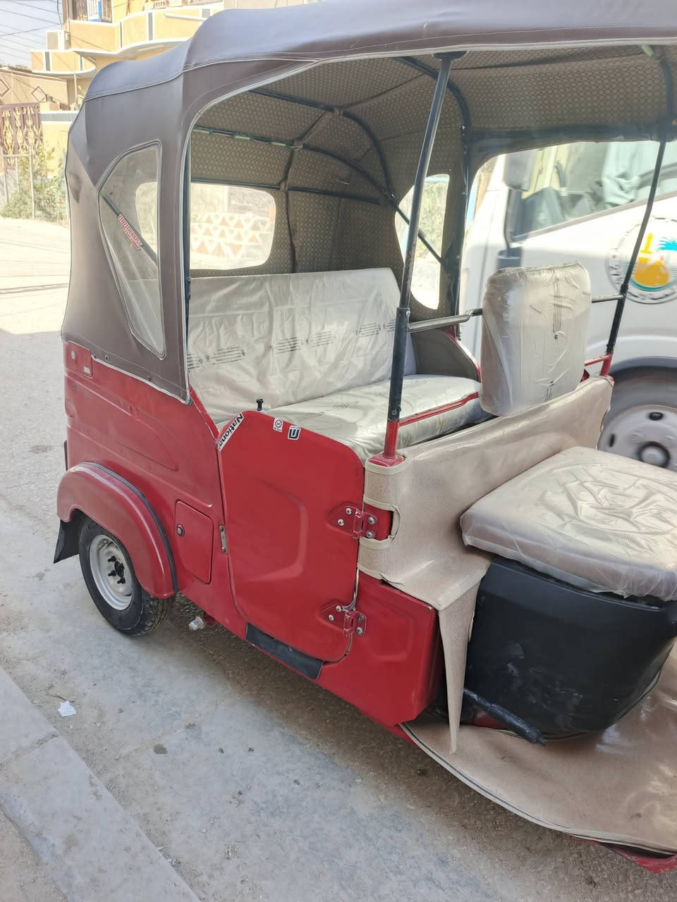 تكتك 2021 لوحة و سنوية إنكليزي باسمي وهزة جديدة 
مكاني كربلاء سعرها 7350 
***********
