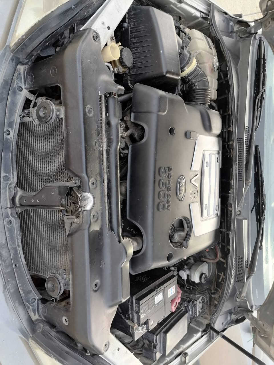 سلام عليكم سورنتو 2006 خليجي رقم بغداد سياره كير محرك بلادي 3500 خير من الله شويه بيه جراد السياره وتدفئه تبريد شغاله سعر 70 وبيه مجال رقم الهاتف ***********
