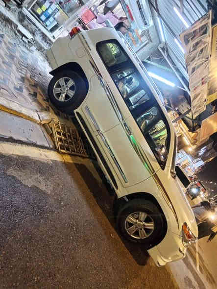 اسلام عليكم ورحمة الله من رخصت الادمن المحترم للبيع لاندكروز GXR 2013.. كفاله عامه..  ماشيه 190 الف حقيقي  
رقم اربيل باسمي تحويل مباشر سياره وضع شركه مال جناي مكان سياره انبار فلوجه 
   سعر المطلوب 350ورقه بيهة مجال بسيط للتواصل ‏ ‪ 0786 501 9592‬‏..... ***********
