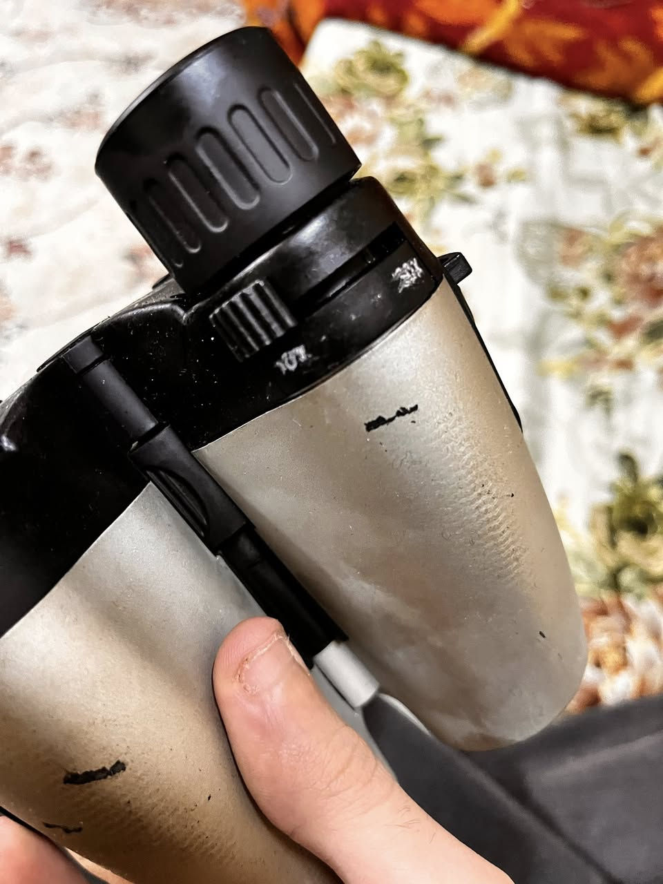 الي موصيني على ناظور، ناظور صيد زوم 10+30 تقريب عالي سعر 30 ويه التوصيل قطعه وحده فقط


**إذا كنت صاحب هذا الإعلان وتريد حذفه لأي سبب، رجاءا أرسل رسالة إلى الدعم الفني**