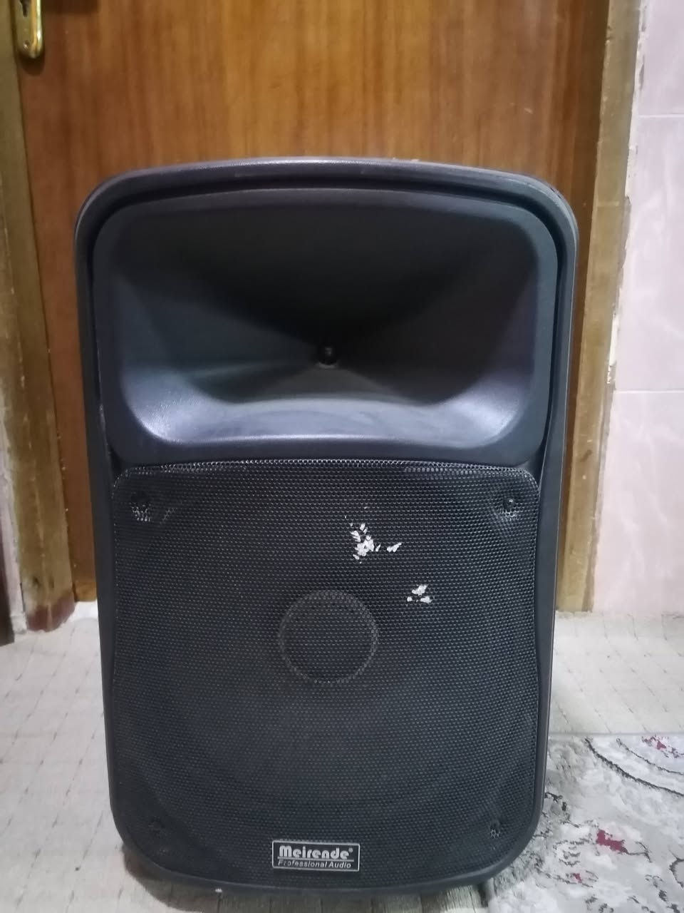 ئەم دیجەیەمان لایە زۆر شتێکی باشە سەوتیشی زۆر خۆشە سعریشی 65 هەزار و معامەلەیە ژ. م. ***********
