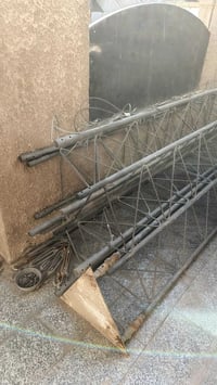 للبيع برج ثلاثي 45 طول 18 متر مكاني بغداد 07738227492