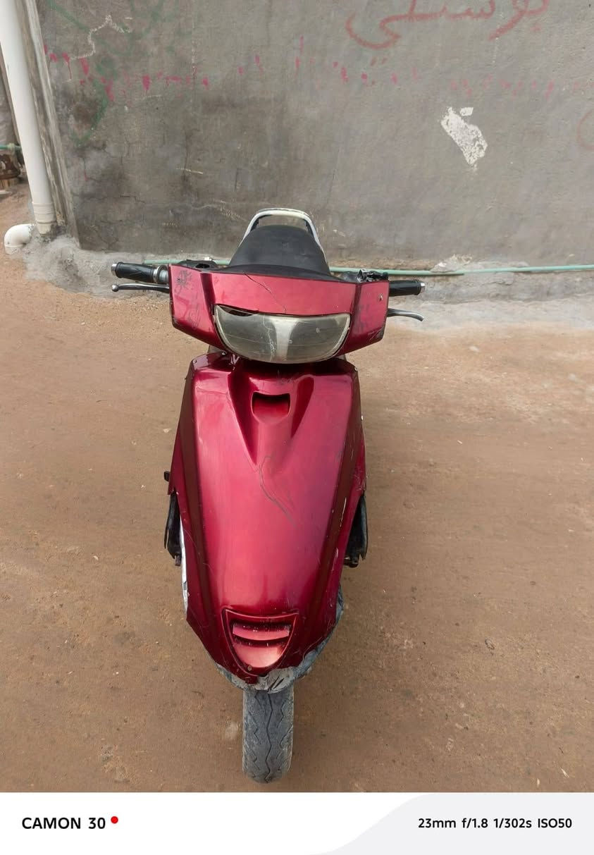 سلام عليكم للبيع دراجه فراشه مكينه ناعمه مفتوحه مره وحده دراجه حلوه بس عوزها باتري
المكان / قضاء المدينه
السعر / 230 وبيها مجال
وهذا رقمي / ***********
