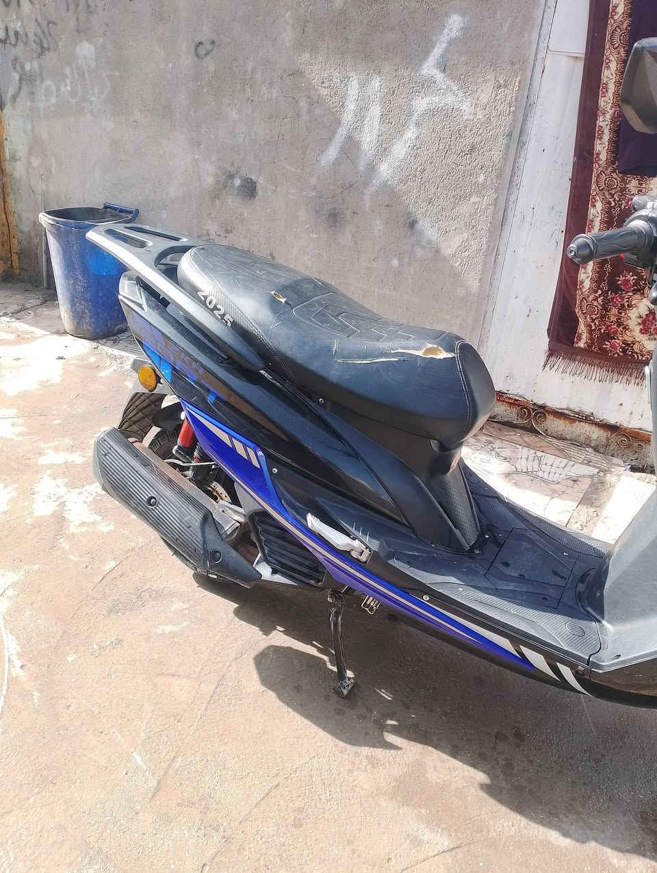 السلام عليكم درجه عرض للبيع درجه جديده 2025 سعرها 500وبيها مجال رقم الهاتف /***********
