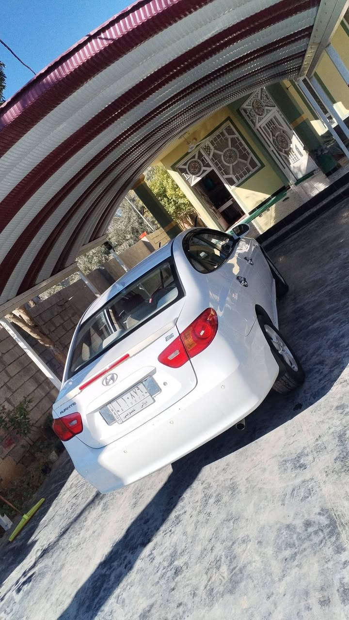 افانتي موديل2009مكفوله من ضربه والكص سياره نضيفه وممتعوبه مكان السياره ديالى الخالص بيع او مراوس بكورلا او كامري او سوناتا سعر102وبيهه مجال للتفاصيل الاتصال على الرقم ***********
