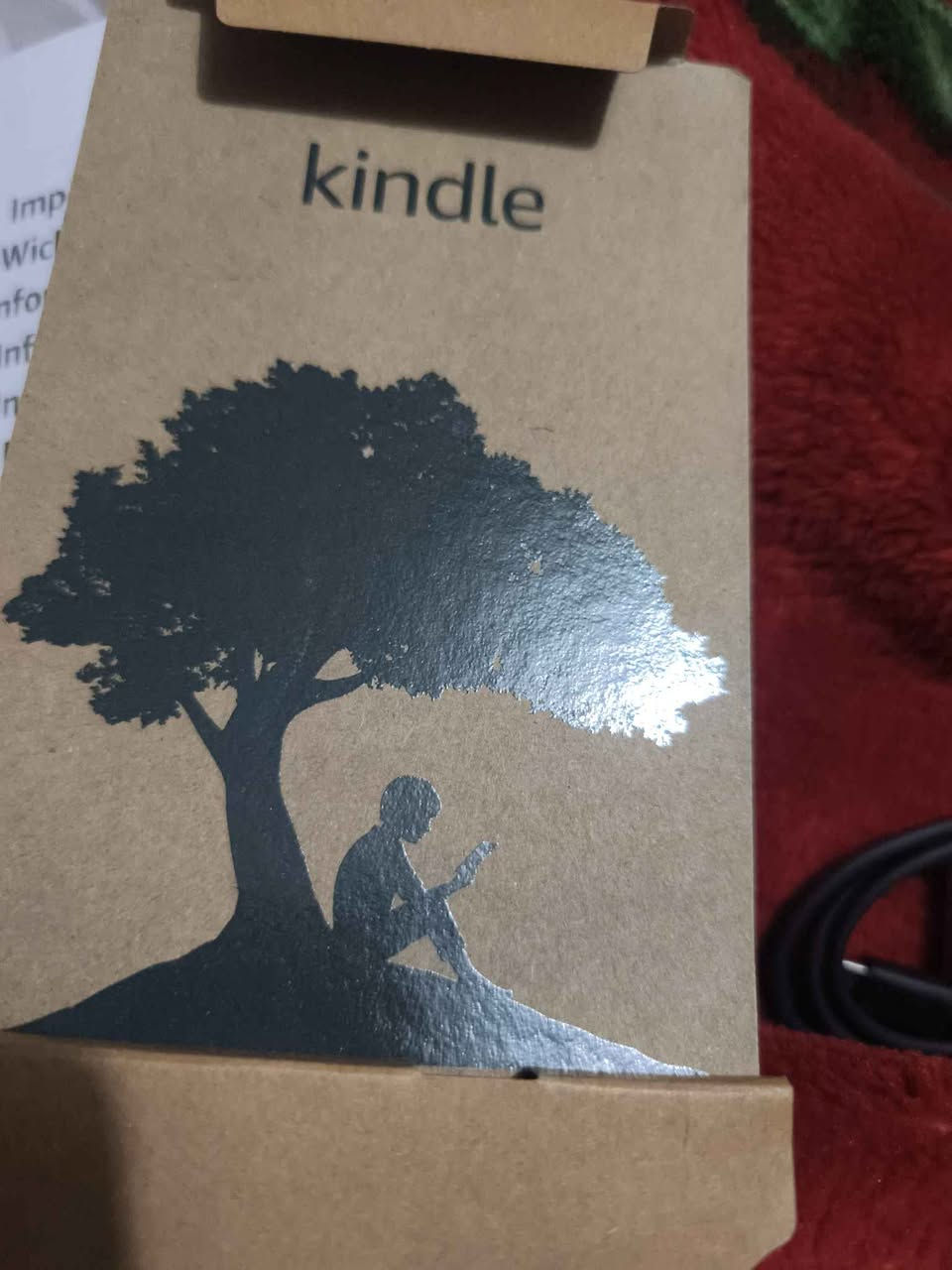 :
السلام عليكم،
عندي Kindle Gen 11، سعة 16GB، جديد بالكرتون كامل، لون Matcha 
بيع سريع اليوم في بغداد.
عطوني سعركم النهائي لو تكرمتم.  الاتصال واتساب *********** بغداد, العراق
