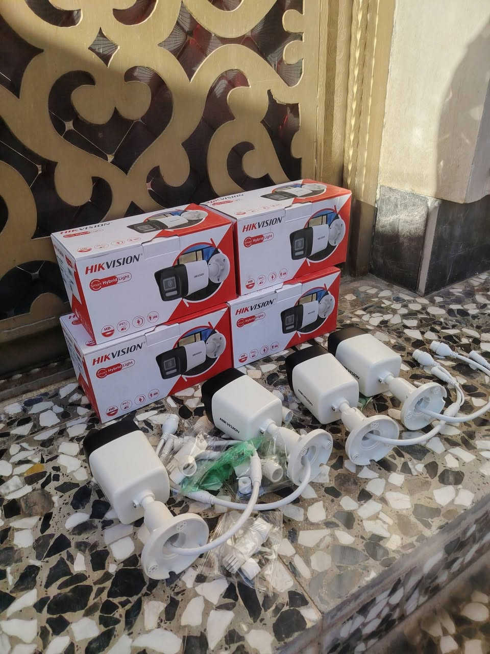 تم بحمد الله تنصيب منظومة كاميرات مراقبة نوع ip بدقة 6 ميكا بكسل لشركة دهوا 

مكان العمل / حي الإعلام 

-----------------------------

مستعدين لتجهيز وتنصيب جميع كاميرات المراقبة  كافة المواقع( منازل _ محلات _ شركات )  للاستفسار يرجى مراسلة الصفحة
أو الاتصال على الرقم التالي :
***********
***********
قتيبه الشمري 

العمل داخل بغداد فقط
