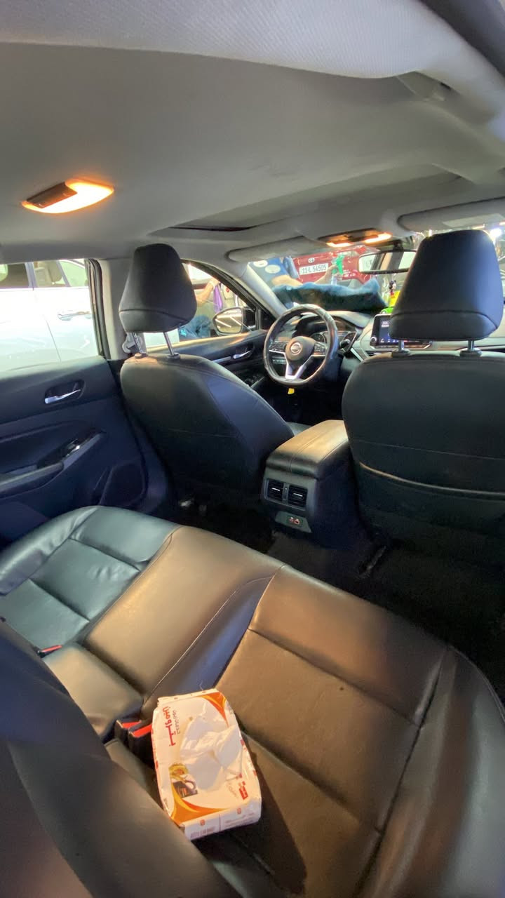 نيسان بلاتينيوم موديل 2022 ماشيه 82000 الحادث بابتين من جه السايق 
السعر 16600$ وبي مجال بسيط


**إذا كنت صاحب هذا الإعلان وتريد حذفه لأي سبب، رجاءا أرسل رسالة إلى الدعم الفني**