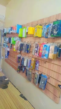 وبركاته: غراض محل للبيع للإستفسار اتصل بالرقم  ‏‪0773 696 6906‬‏