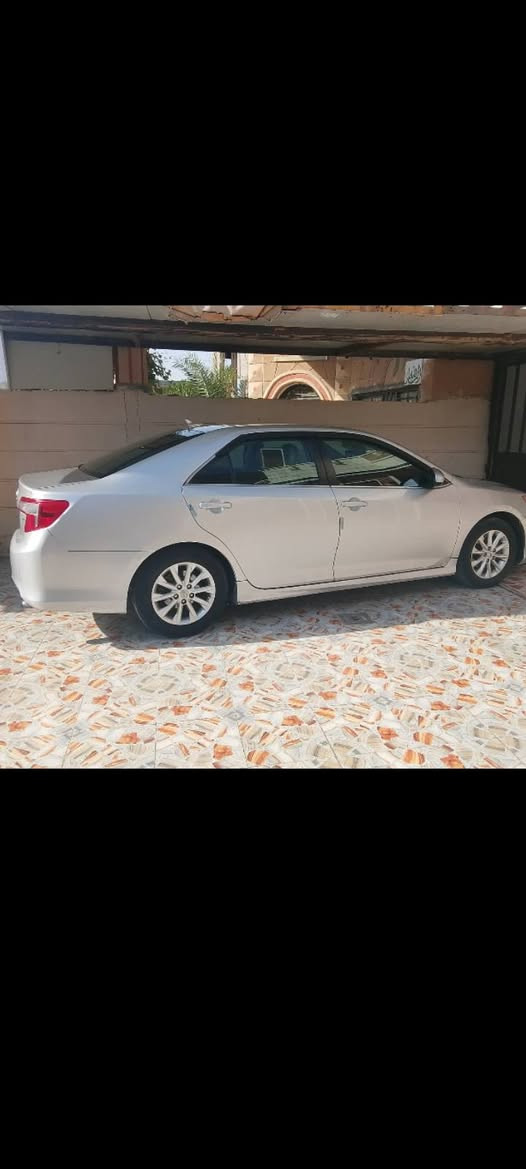 سلام عليكم سياره كامري موديل 12حيل نضيفه مال بيت السياره بيه بارد فقط جاملق اليمين سيارة بسمي مكان تكريت القادسيه السعر 143 بيه مجال ***********لو***********
