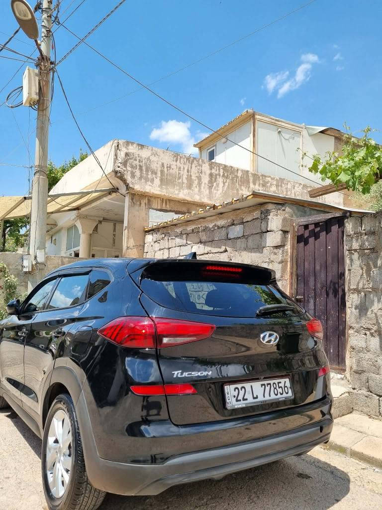 فرۆشتنی خێرا
HYUNDAI TOCSON 2021 2.0GDI SE
سبغ/٤ پارچەی سبوغه بێ ئێرباگ بەشەرت وە سەقفيشي سبوغه موسفات پشت کامێرا مۆدی سپۆرت خەتی جادە هتد.....
ڕەقەم شانسی / KM8J23A46MU379694
🔥سعري١٢٤🔥 وەرەقة قفل. سوران, أربيل


**إذا كنت صاحب هذا الإعلان وتريد حذفه لأي سبب، رجاءا أرسل رسالة إلى الدعم الفني**
