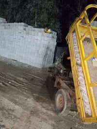 ستوتئ للبيع العسر 800موديل 2012عوزه صبغ وكهربيات بس هاي نقص اورق اصولي...