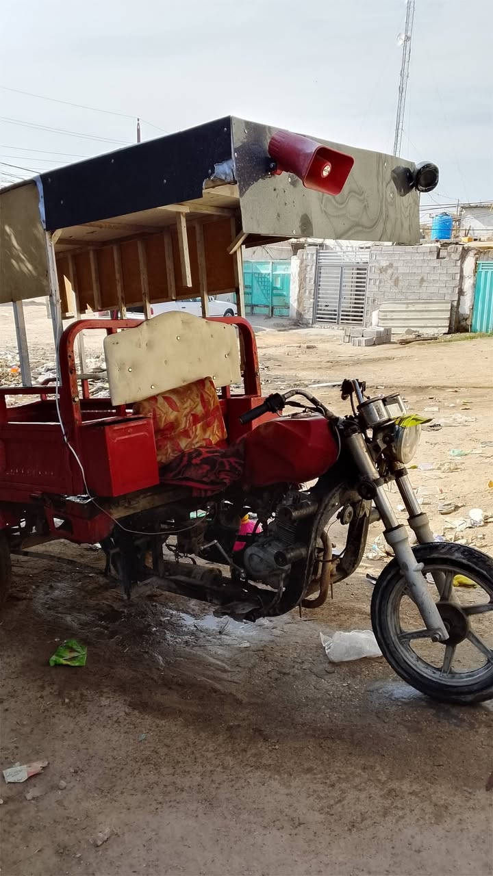 السلام عليكم ستوته  اوراق اصولي للبيع مكان نجف بدون محجر السعر 800 وبيها مجال


**إذا كنت صاحب هذا الإعلان وتريد حذفه لأي سبب، رجاءا أرسل رسالة إلى الدعم الفني**