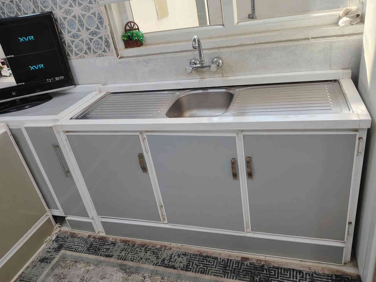 كاونترات للبيع نضيفات مابيهن اي كسر قياس مترين ونص وسنك متر ونص سعر 375 وبي مجال
لاستفسار *********** العنوان ديالى بعقوبة
