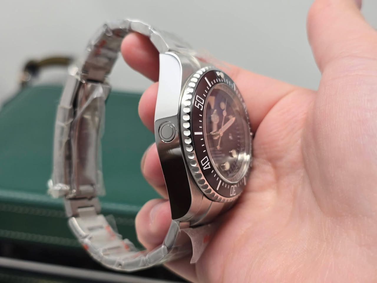 السلام عليكم ساعة مال امزون مزاد من 75 الف وزن الساعه ثقيل اوتو ماتيك


**إذا كنت صاحب هذا الإعلان وتريد حذفه لأي سبب، رجاءا أرسل رسالة إلى الدعم الفني**