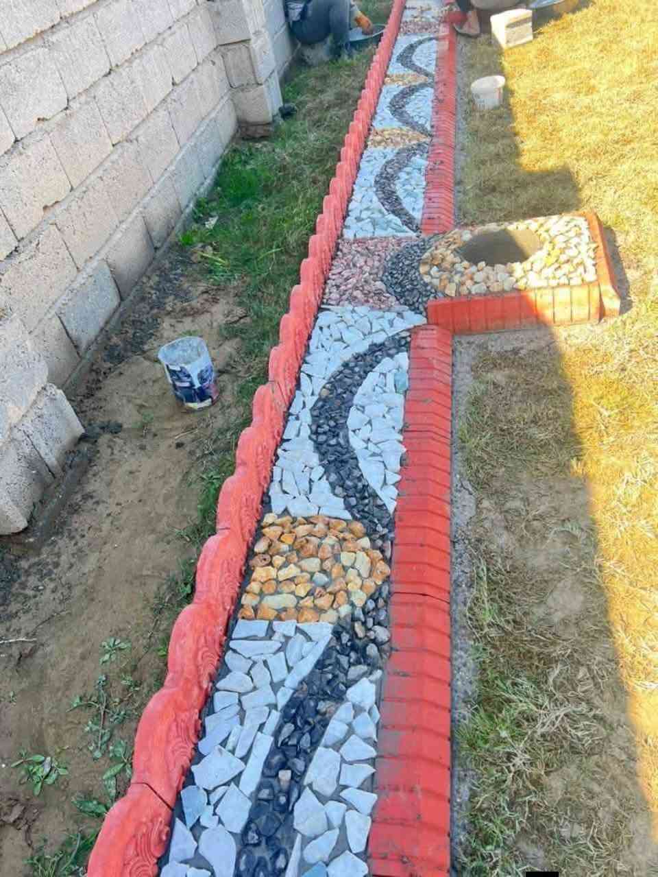 عندك قص ثيل ومحتار حنه بل خدمه
عندك تقليم الأشجار حنه موجودين عندك دامه الحديقة حنه موجودين عندك لاين حنه موجودين خاص مفتوح للجميع ‏‪***********‬‏ونتصال
