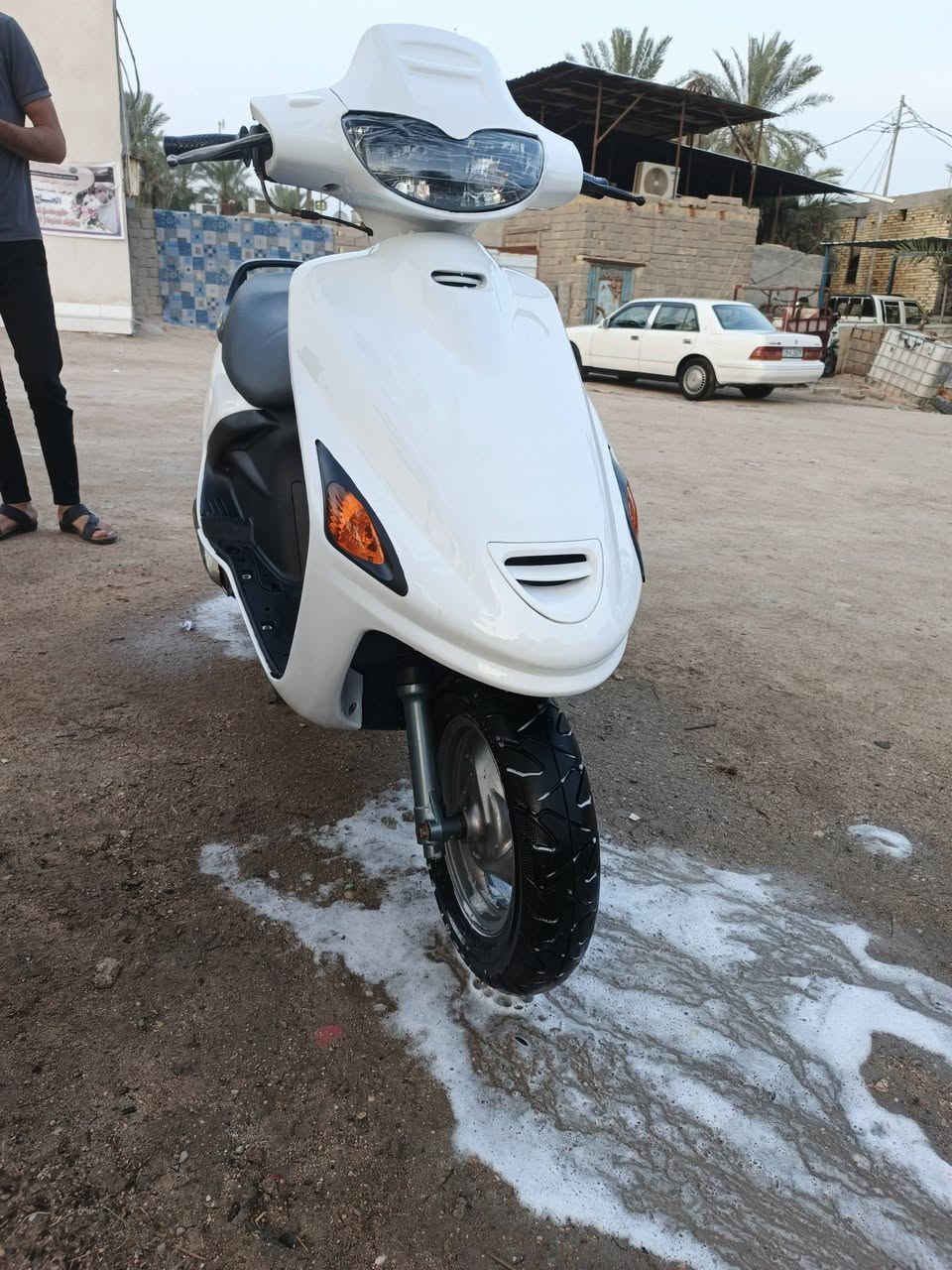 ***********
دراجه حاويه ما مفتوحه فحل بلاد كل شيء شغال بيها السعر خاص العنوان بالمنصور رقم الهاتف
