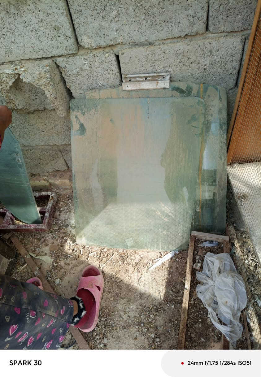 اسلام عليكم مرخصت مدير الكروب جامات نيسان يودي نفخ بابتين+ ربع ايسر+ مثلث باب سائق ***********اتصل على رقم بيك خير ودلل
