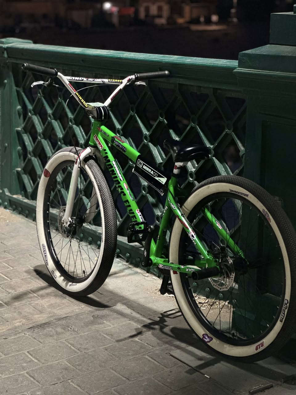سلام عليكم ، بايسكل BMX حجم 27.5 للبيع نظيف كلشي مابي ،سعر. 150 وبي مجال قليل


**إذا كنت صاحب هذا الإعلان وتريد حذفه لأي سبب، رجاءا أرسل رسالة إلى الدعم الفني**