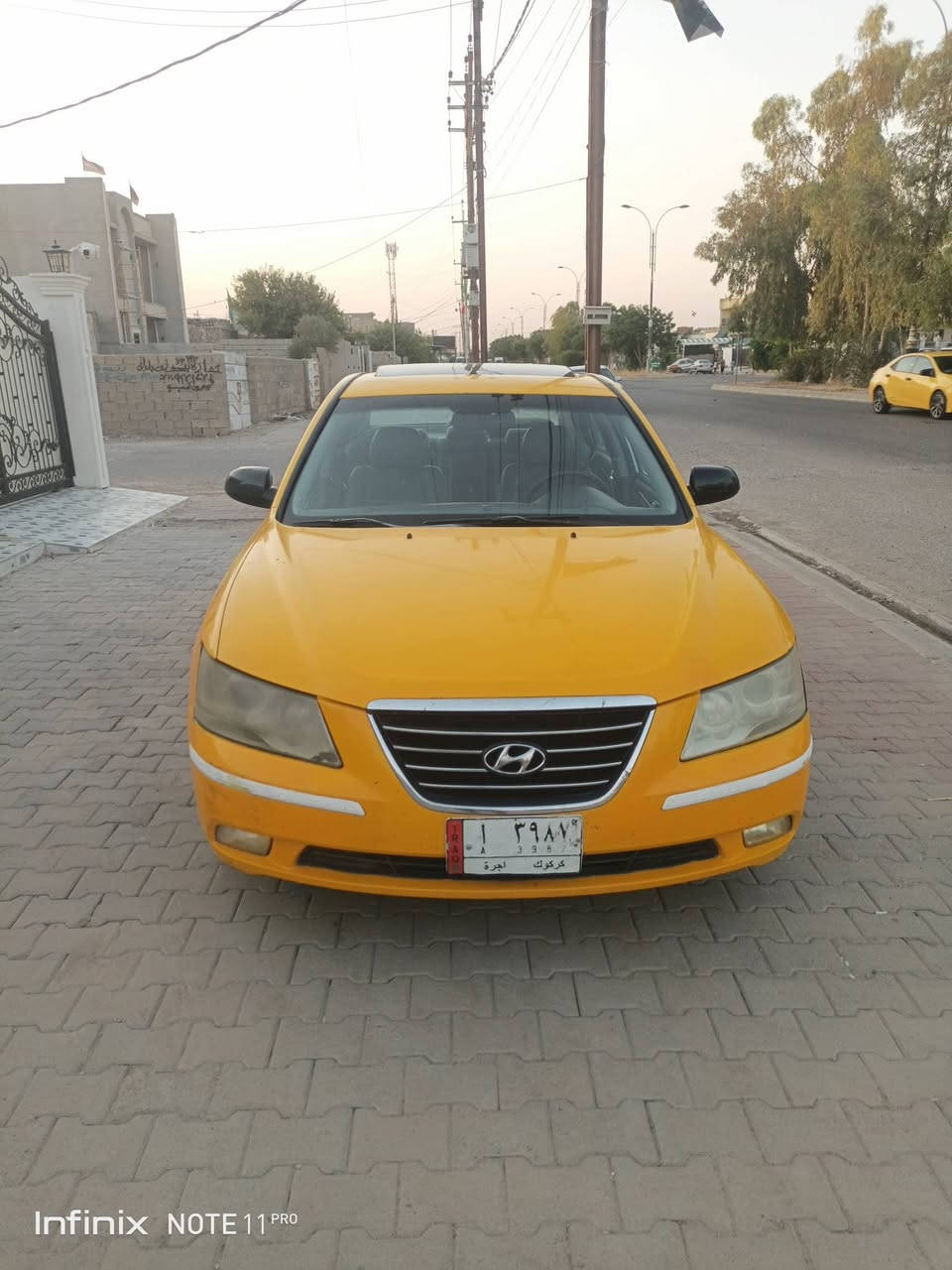 للبيع . هونداي سوناتا . موديل
2009.  مشروع وطني ..  بطاقة بانزين
 محرك 6 سلندر بشرط 
 تبريد شغال 
   حدادية وتخم تاير بشرط 
  سيارة فول مواصفات .. 
 سقف سلايت 
 كشنات جلد .. تحكمات ستيرن 
  بيه جامرلغ تبديل بدون دواخل 
   السعر .   62.  ومجال 
 ***********
