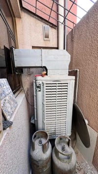 ، مبرده العالميه مشتغله فقط شهرين بعدها جديده السعر 270 العنوان  بغداد...