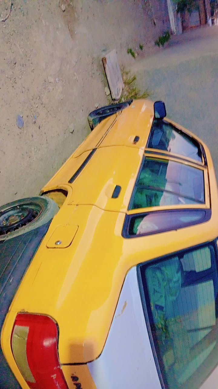 السلام عليكم سايبا مديل2011نفخ
السيارة كبال عينك تجي تكلب وتقتنع وتاخذها
مصفرة هيئة وغرامة
سنوية لل29
رقم الماني مو نكليزي 
كير ومكينه كلش حلوات 
أما باقي لأمور يرادلها شوية ترتيب 
السعر 23وبيها مجال
***********مكان الزعفرانية شارع المعهد
