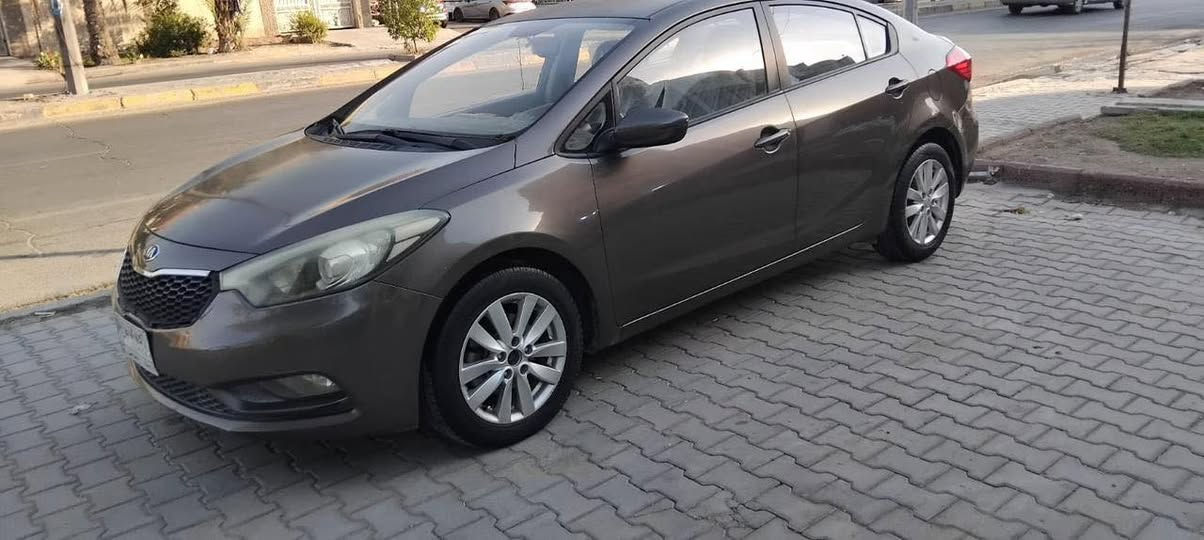 كيا سيراتو 
خليجي كفاله عامه 
سعر ١٠٥ 

+964 772 319 0965


**إذا كنت صاحب هذا الإعلان وتريد حذفه لأي سبب، رجاءا أرسل رسالة إلى الدعم الفني**