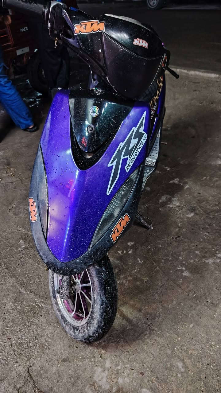 سلام وعليكم دراجه ماكس عدله الدراجه شلعه ومعدل تخبل الدراجه 55 بوشه الدراجه نكره سلف فقط بيهة نواقص بسيطه حيل الدراجه سعرهة 500 وبيهة مجال مستعجل على بيعته المكان بغداد البياع رقم الهاتف ***********
