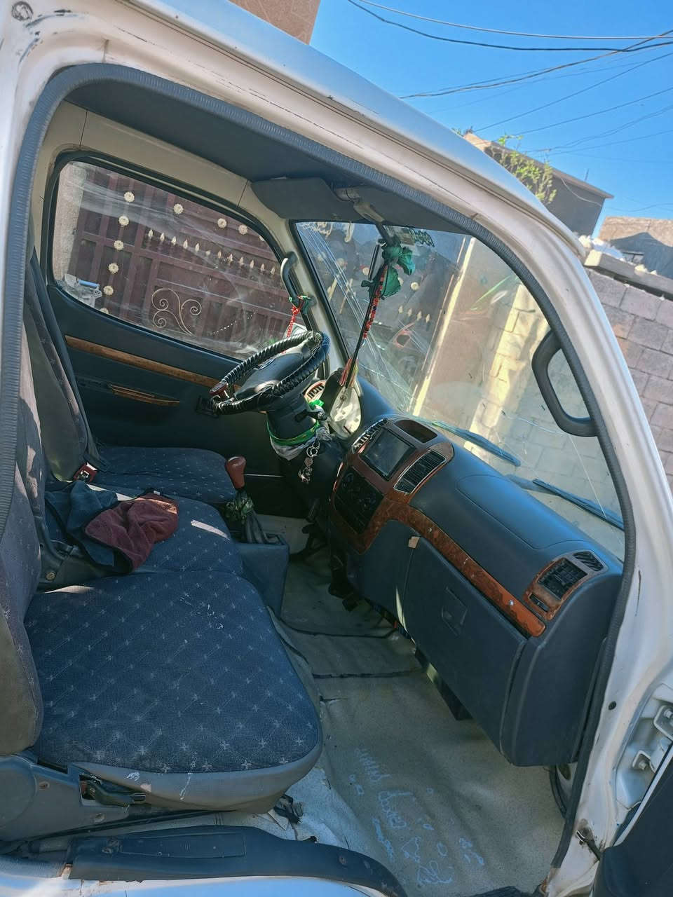 سلام عليكم باو شرطيه موديل 2015
مكينه كير كسن مكفولات خير من الله مكينه ياباني 
دوشمه خير من الله ***********مكلف بل نشر
مكان سياره بغداد تقاطع النهروان
