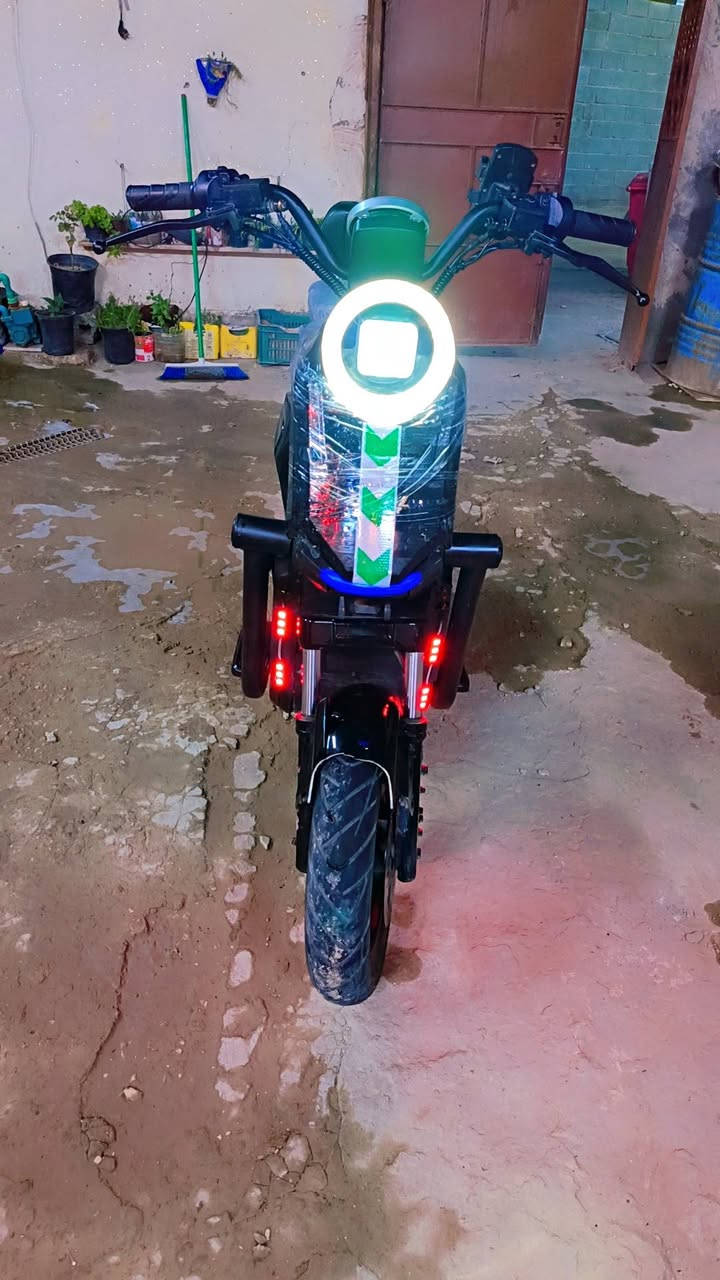 دراجة شحن (SPORT GTI) نظيفة ومعدلة وجاهزة للشارع! 🏍️✨
ا
"إذا تدور راحة بال وسياقة مريحة واقتصادية، هاي الدراجة تفوتك! نظافة وترتيب وعينك ميزانك."
​📊 المواصفات:
​السرعة: 65 كم/ساعة (سرعة حقيقية ومكفولة) ⚡
​الجير: 4 نمرات (تحكم كامل بالسرعة حسب رغبتك) ⚙️
​البطارية: مبدل بطارية واحدة جديدة 🔋
​الإضافات: شاشة ديجيتال زرقاء واضحة، لايت أمامي LED دائري مميز، كشنات مريحة ومغلفة، ورقم كربلاء مميز 1 🔴
​💰 السعر:
​500,000 دينار عراقي
​ملاحظة: وبيها مجال للشراي الطيب، والما عنده خيرات وما يتمكن، ننزل له هواي وما نقصر وياكم إن شاء الله. 🤝
​للتواصل والاستفسار: [***********]
​تكدر تنسخ هذا النص وتنشره مباشرة بجروبات البيع أو على حسابك. بالتوفيق ببيعتها!
