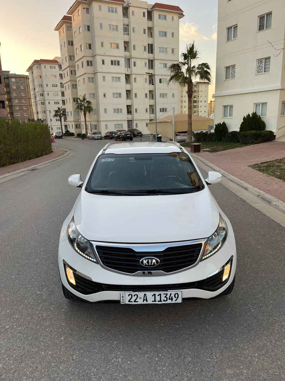 السلام عليكم ورحمة الله🙏
كيا سبورتاج للبيع 👍 
موديل : 2013 🔸 
ماشيه : 134 ألف KM فقط بشرط حقيقي ✔️ 
سنويه رقم هزه كله جديد 🔹
محرك السيارة 2.0 بشرط ما مفتوح بدون صرف أو نفخ 100%
سياره بدون قطره صبغ فقط مكان على كد شبر تعديل 🔹 
السياره خاام استخدام شخصي السبير بعد ما نازل 🚗
مواصفات السياره 👇 
كشنات جلد _ كامره _ داخل مشمشي _ 5 ويل كب فراشه _ حساس خلفي _ تحكمات ستيرن كروز سرعه _ كشن كهربائي)) 
مكاان السياره اربيل 📍 
السعرر 148 وبيها مجال🔹
*********** يوجد واتس اب
