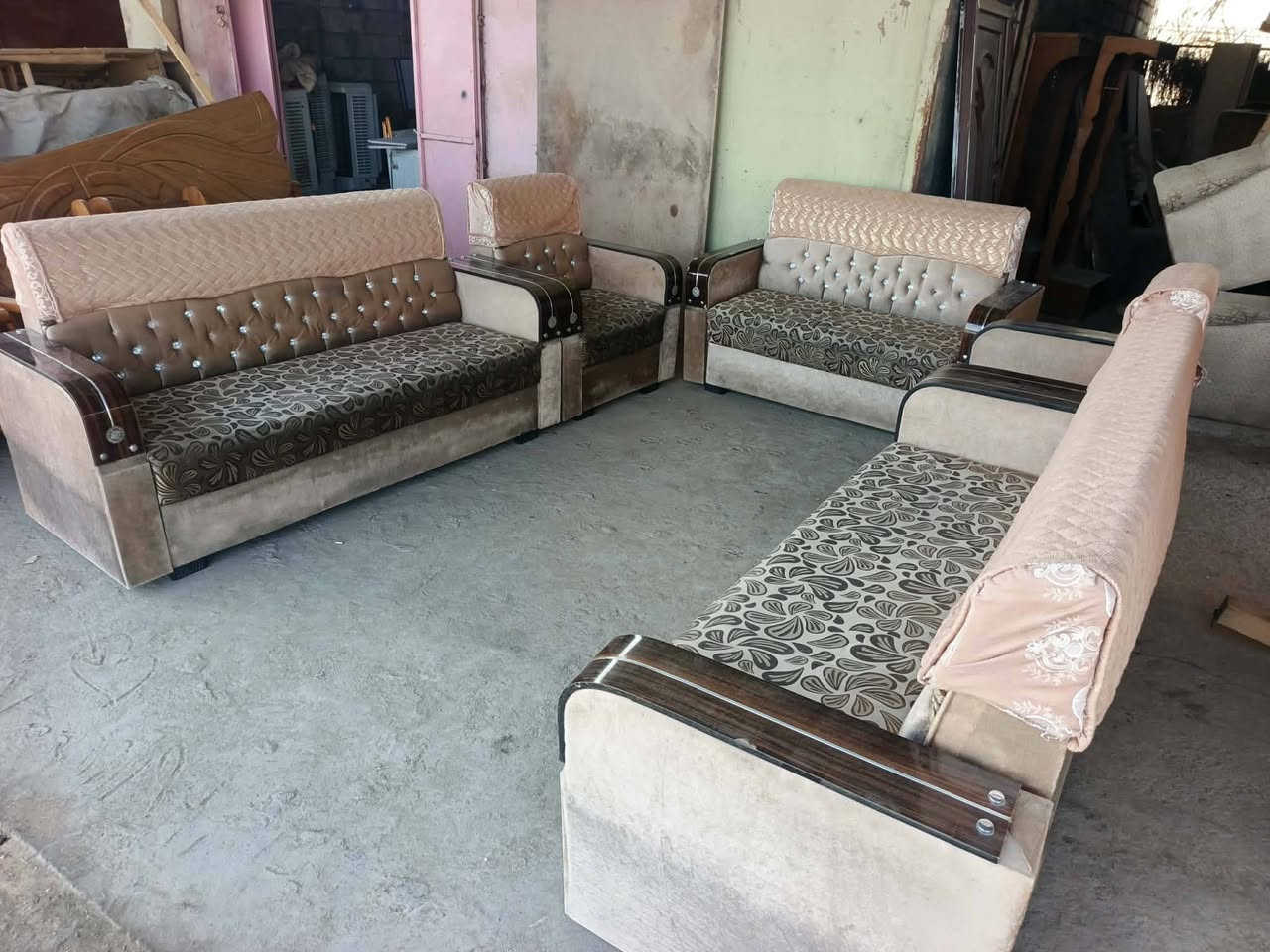 غراض للبيع كلمن وسعره للحجز والاستفسار مراسله خاص ويوجد توصيل داخل بابل واقضيته
دز سكرين صورة الحاجه الي تردونه خاص وتدللون بيع مستعجل 

وغراض نظيفه وحلوة


**إذا كنت صاحب هذا الإعلان وتريد حذفه لأي سبب، رجاءا أرسل رسالة إلى الدعم الفني**