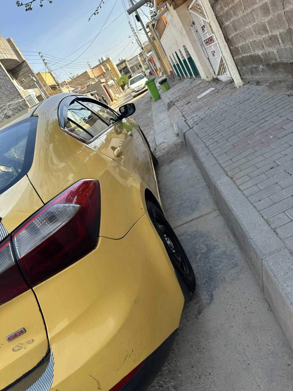فورتي 2014
باسمي 
مبدل بيها4 قطع 
محرك 2000GDI
بـ86 بيها مجال 
التواصل ***********
مكاني بغداد
