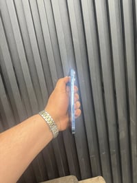 ايفون 13 برو ماكس نضافة 98%  مامفتوح الجهاز وتر بروف ، البطارية 83% نم...