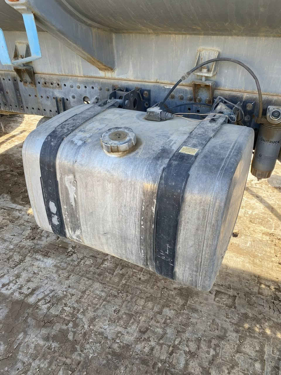 السلام عليكم للبيع تانكي كاز جديد 300لتر 
***********
