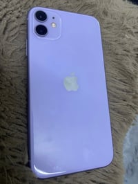 ايفون 11 عادي ذاكرة 64 لون سمائي بطارية 74 نضيف مبدل شاشة السعر 220 مك...