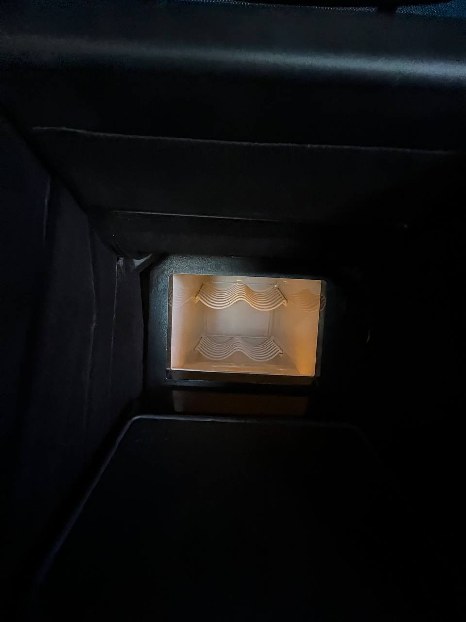 macrdes  bnez  S    CLAS  S550
السيارة بدون لوحات وهي من دبي
"أخبرني عن أسعار العقارات في دبي، فقط بشكل عام دون تفاصيل كثيرة."
تازە داخڵ بووی ساخ
کامل 2013
فول فول مواسە فات 
4کوشن ساردو گەرم
سەلاجە
دە رگاشە فت 
سندوق شە فت
5پەردە
چوپە کانی لۆکن
کوشن 26جوڵە
سە ماعە بیلاد 
4تایەوویلی amg
تە لە فۆن
تەبیرد مەرکەزی شاشە
کوشن مە ساج
کوشن سیسەم
فول فول ڤی ئای پی
کوشن هیتە ر
ساڵۆنسا بیلاد 
جام پۆڕۆڕایس 
کوشن مە ساج
کامل سپۆرت 
8پستۆنی 
نرخ91گە ڵا 
قە پات قە پات مواسەفات تنها نافڕیت 
لەقە ڵادزە یە سفر سفر لە هەمووعیراق یەک دانە ی ئاوخاوینی لێ نیە
***********
*********** السليمانية, العراق
