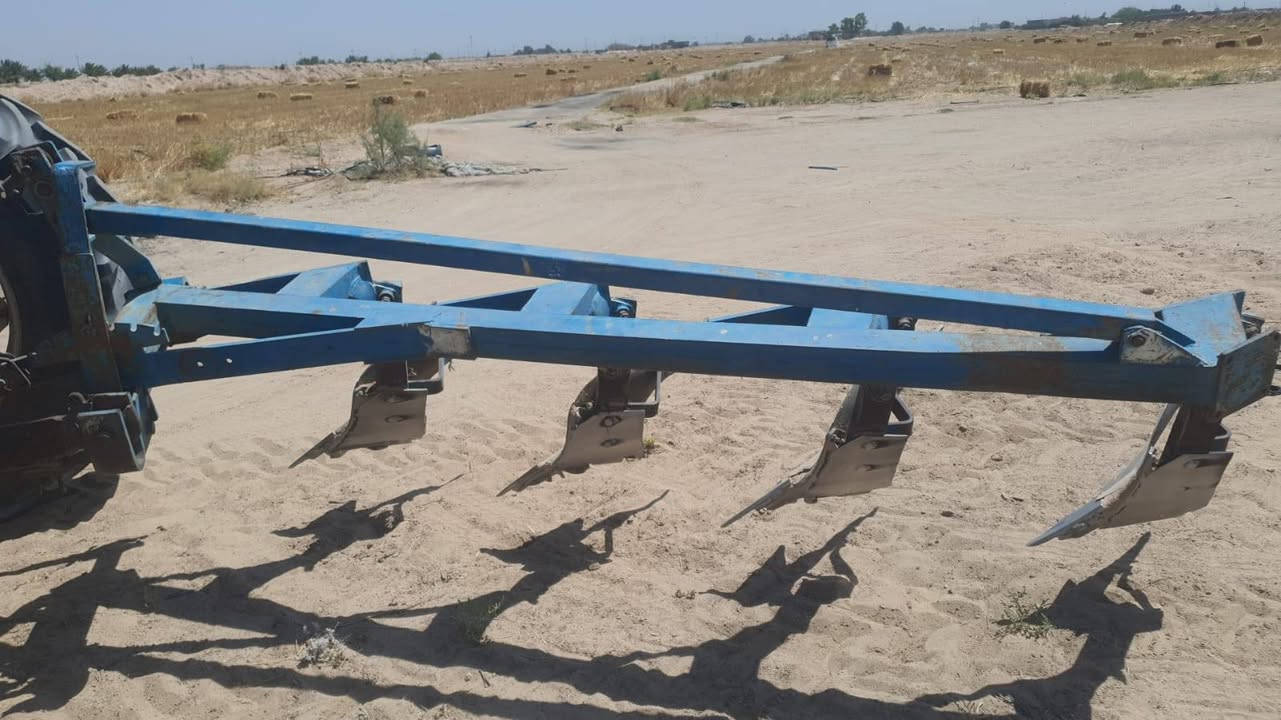 سلام  وعليكم 

فدان البيع     
            حجم 14.سلوم
جاهز العمل 

عنوان النجف خان النص 

الهاتف ***********

***********
