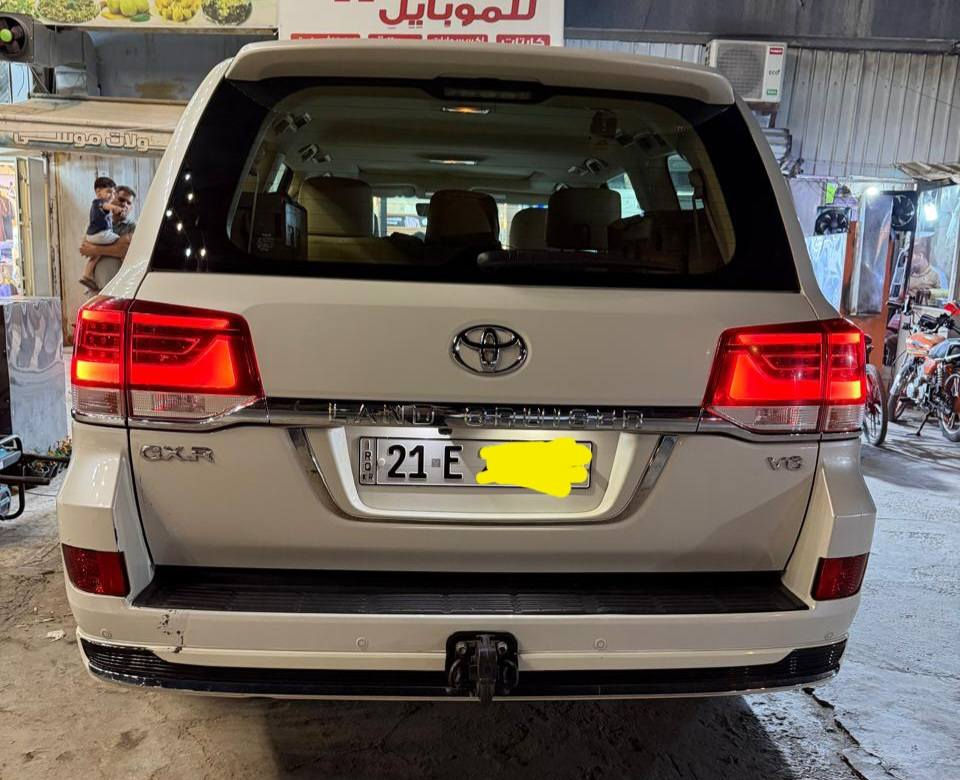 لاندكروز 2020 رقم سليمانية
السيارة شركات 
بصمه وفتحه كشنات الامامية كهرباء
بدون صبغ بيها مكانين بارد السيارة حلوه مابيها نقص مكان السيارة بغداد جميله 
السعر 44000$
***********
