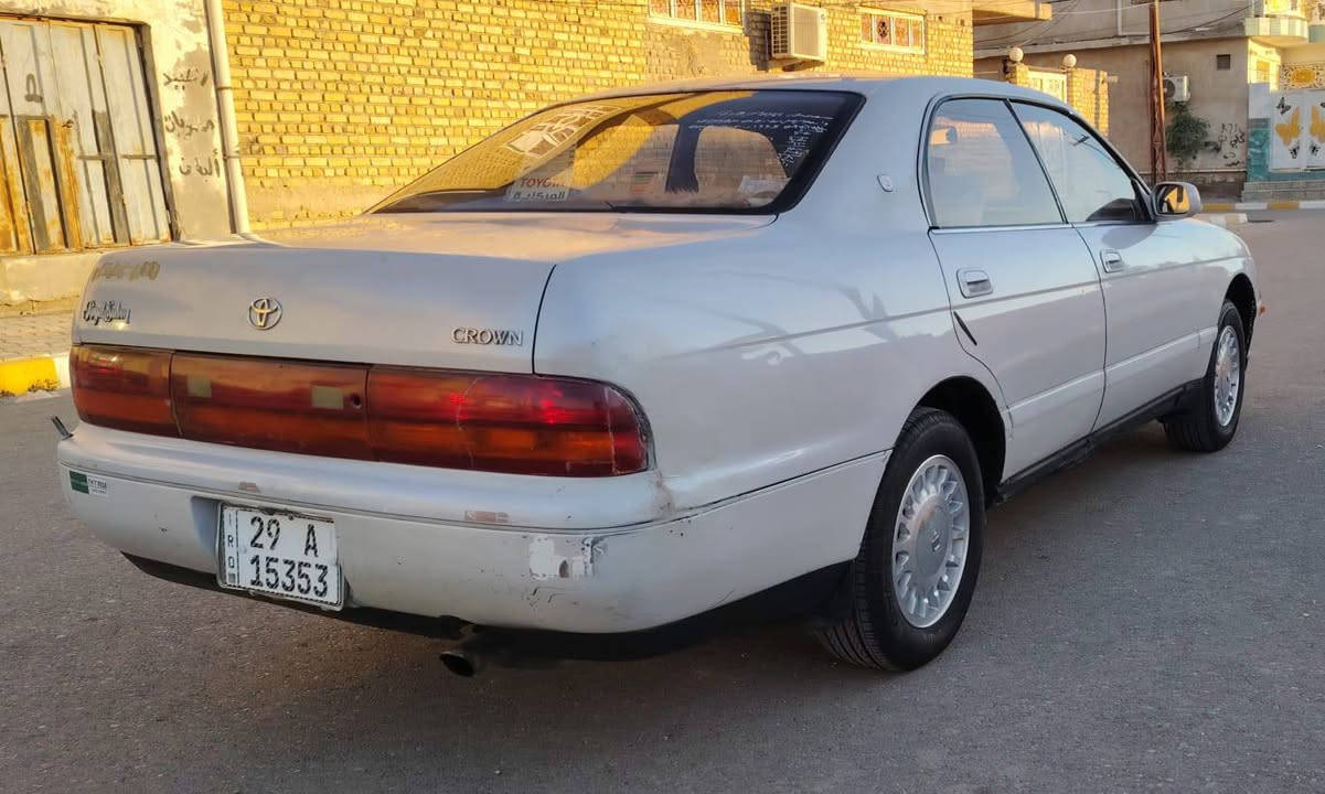 السلام عليكم بطه كراون 
موديل 91 كفاله من الصبغ 
كفاله من الضربه كفاله من كص ونقل جثه 
حداديه ورا وكدام بشرط كير ومحرك جدد 
بيها طكه جراد خفيفه كهربائيات شغاله 
ماعايزها شي ولا بيها نقص سنويه لل 30 باسمي السعر 54 وبيها مجال شي قليل عنوان واسط كوت ***********
