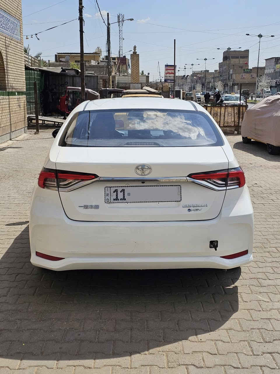 كورولا 2025
هايبرد شكل الخليجي
ماشية 29 الف 

المواصفات 
بصمة 
زر التشغيل 
نظام المفتاح الذكي 
قفل مركزي للأبواب
التحكم التلقائي في درجة الحرارة
مسند الذراع 
تبريد خلفي
شاشة 
كاميرا الخلفية 
فتحة السقف
نوافذ كهربائية 
مرايا جانبية كهربائية
مصابيح زينون الأمامية 
کشافات ضباب
المصابيح الأمامية ليد
8 وسادة هوائية
التحكم على المنحدرات
مانع الانزلاق
نظام ABS
التحكم الإلكتروني في الثبات

بيها بارد 3 قطع موجودات بالصور
و الباقي كفالة
الرقم : *********** 
بغداد / مدينة الصدر
