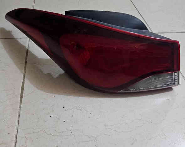 بك لايت النترا اصلي بلادي.. مو تجاري.. بي ثقب صغير اثر حصو.. للبيع
*********** النجف
