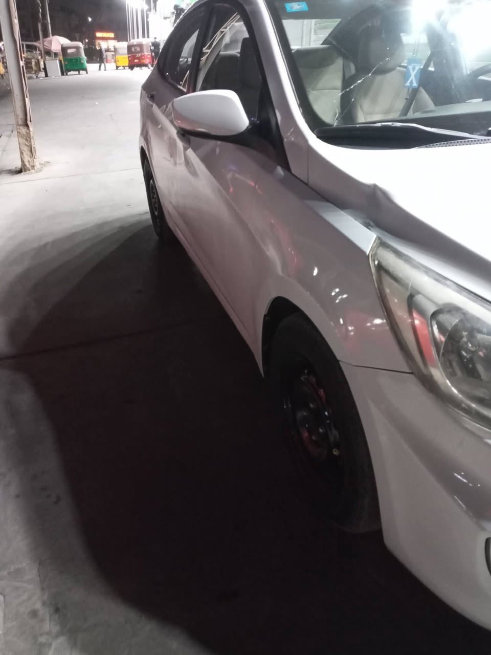 اكسنت2016 خليجي 1400 جاملغ امامي مبدل وباب بارد وبيه طخات كير مكينه تبريد جاهزه 85 قفله ***********
