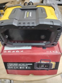 شاحن بطارية • 12 فولت • 24 فولت