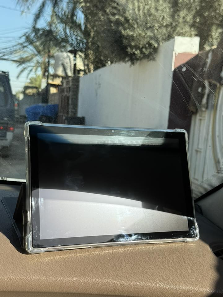 تاب شبيه ألترا بمواصفات عاليه 💯
-ذاكره 512✨
-بطاريه 8000✨
-رام 16GB✨
-ملحقاته كامله وتشمل شاحنه + حافظه + كيبورد +ماوس +لصقه شاشه + قلم تصفح 
للاستفسار خاص او الاتصال :***********
